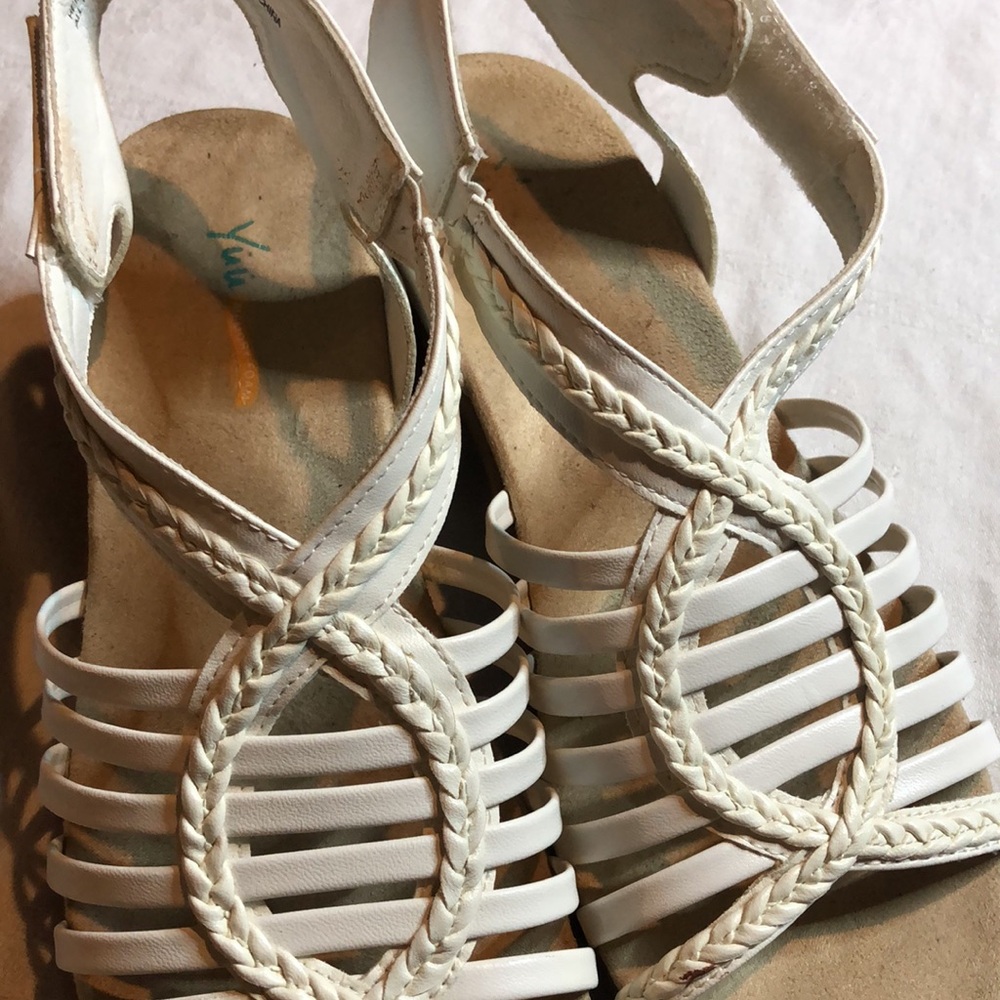 Women's Yuu Heidi comfort White classy Strappy Sandals - Picture 3 of 11
